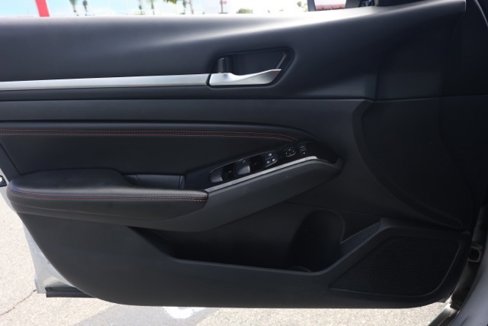 Used 2023 Nissan Altima 2.5 SR image 22