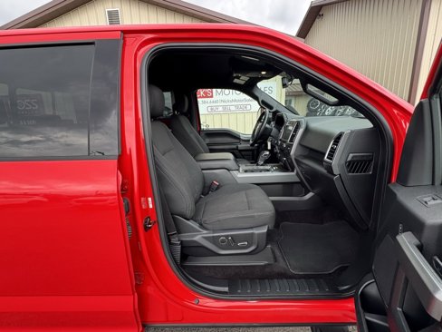 Used 2016 Ford F150 XLT w/ Equipment Group 302A Luxury image 40