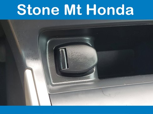 Used 2019 Nissan Sentra S image 28