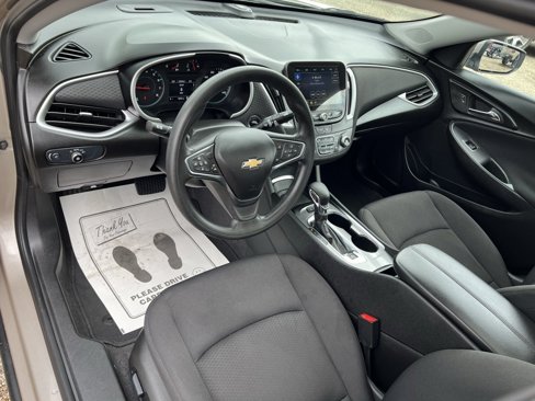 Used 2024 Chevrolet Malibu LT image 19
