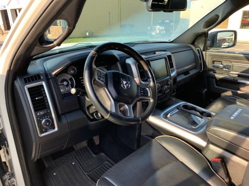 Used 2017 RAM 1500 Limited image 10