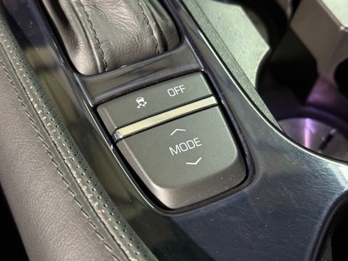 Used 2019 Cadillac CTS Luxury image 31