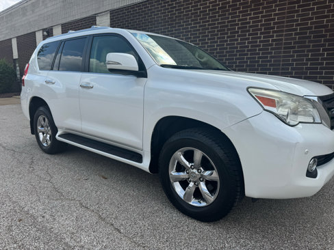 Used 2011 Lexus GX 460 image 35