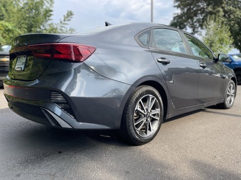 Used 2023 Kia Forte LXS image 4
