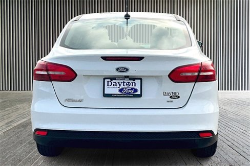 Used 2017 Ford Focus SE image 4