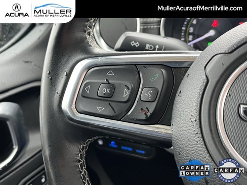 Used 2022 Jeep Wrangler Unlimited Sahara w/ Cold Weather Group image 30