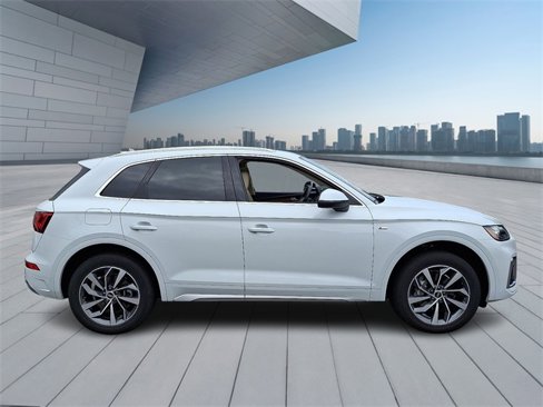 Certified 2022 Audi Q5 2.0T Premium Plus w/ Premium Plus Package image 7