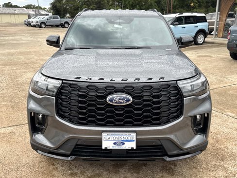 New 2025 Ford Explorer ST-Line image 2