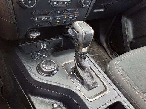 Used 2020 Ford Ranger XLT w/ XLT Sport Appearance Package image 27