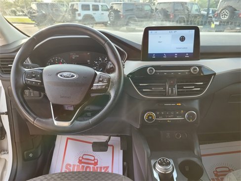 Used 2022 Ford Escape SE w/ Cold Weather Package image 22
