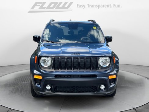 Used 2022 Jeep Renegade Altitude image 2