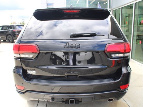 Certified 2020 Jeep Grand Cherokee Altitude image 8
