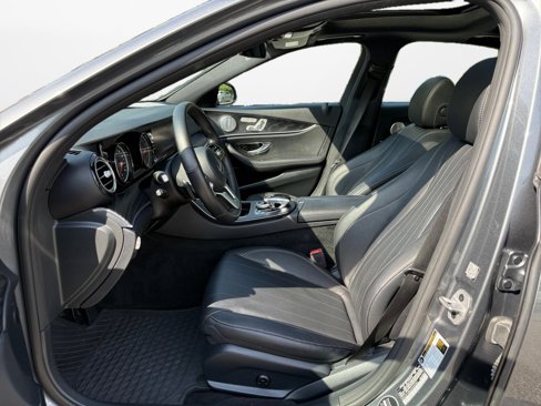 Used 2019 Mercedes-Benz E 300 image 11