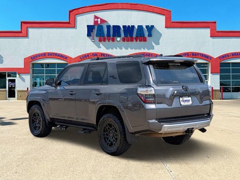 Used 2019 Toyota 4Runner TRD Off-Road Premium image 6
