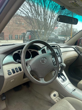 Used 2004 Toyota Highlander Limited image 9
