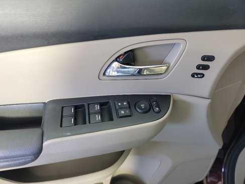 Used 2014 Honda Odyssey Touring Elite image 37