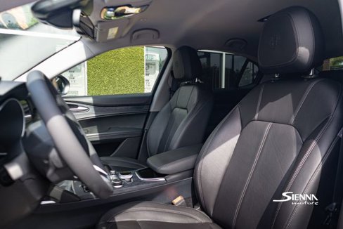 Used 2020 Alfa Romeo Stelvio image 22