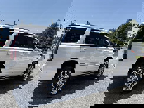 Used 2018 Cadillac Escalade Premium Luxury image 5