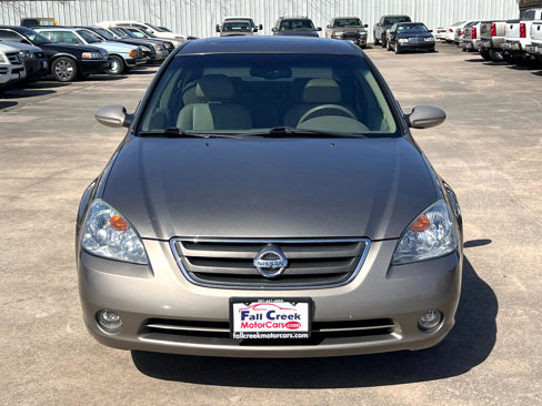 Used 2003 Nissan Altima 3.5 SE image 10