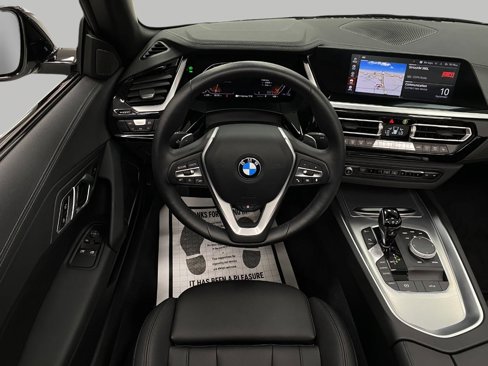 Certified 2022 BMW Z4 sDrive30i w/ Convenience Package image 13
