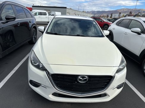 Used 2017 MAZDA MAZDA3 Grand Touring image 2