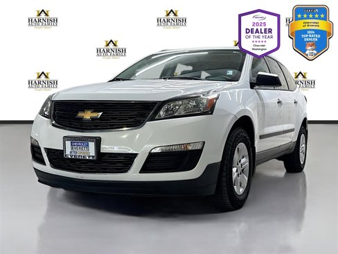 Used 2017 Chevrolet Traverse LS image 1