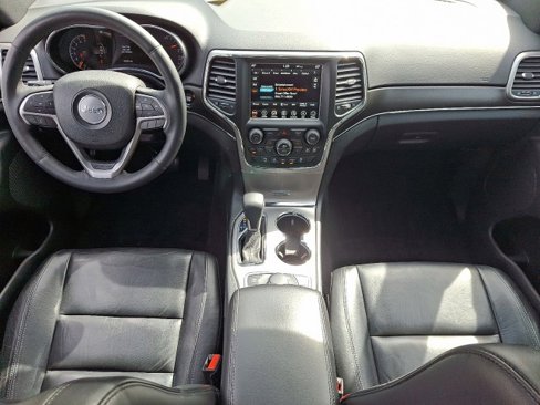 Used 2018 Jeep Grand Cherokee Limited image 15