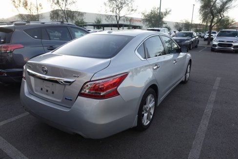 Used 2013 Nissan Altima 2.5 SV image 3