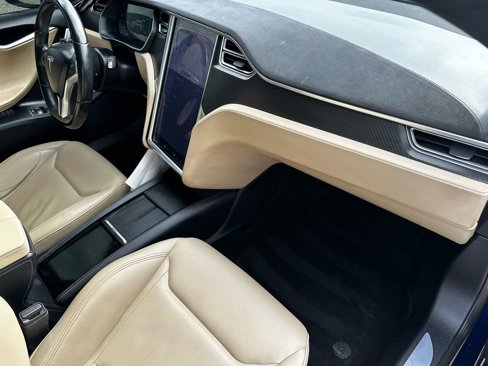 Used 2016 Tesla Model S P90D image 15