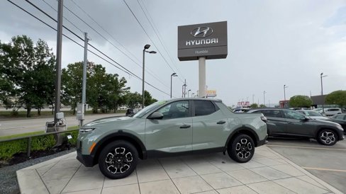 Used 2023 Hyundai Santa Cruz SEL w/ Cargo Package image 5
