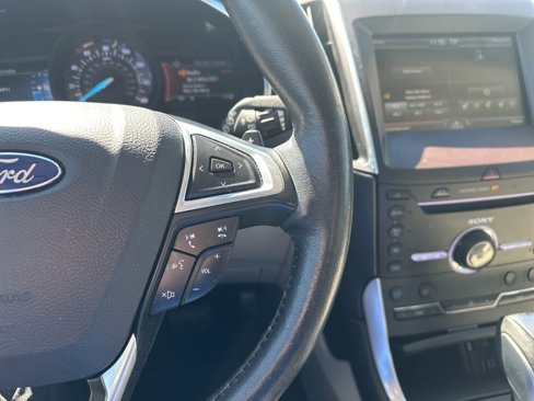 Used 2015 Ford Edge Titanium w/ Equipment Group 302A image 10