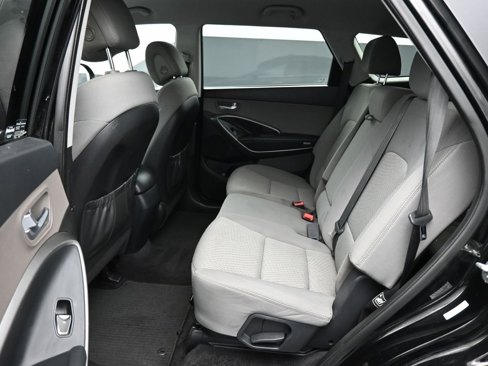 Used 2019 Hyundai Santa Fe XL SE image 33
