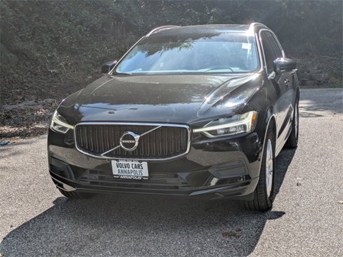 Used 2019 Volvo XC60 T5 Momentum w/ Premium Package image 3
