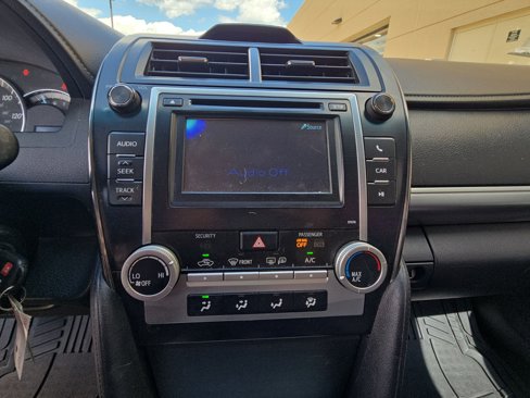 Used 2014 Toyota Camry SE image 22