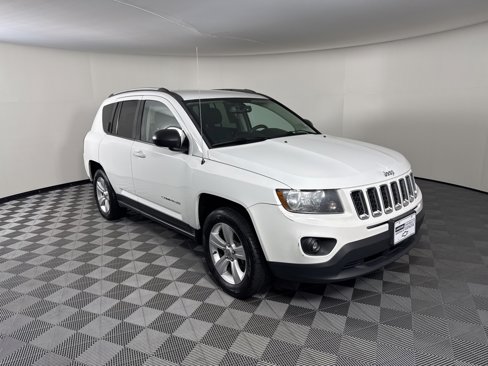 Used 2016 Jeep Compass Sport w/ Power Value Group image 7