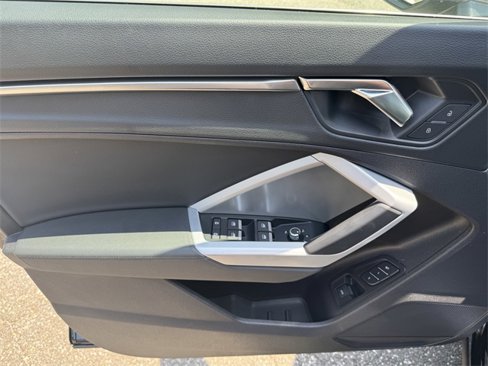 Certified 2022 Audi Q3 2.0T Premium image 28