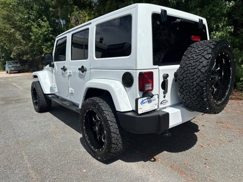 Used 2016 Jeep Wrangler Unlimited Sahara w/ Connectivity Group image 3