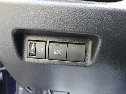 Used 2022 Toyota RAV4 XLE image 14