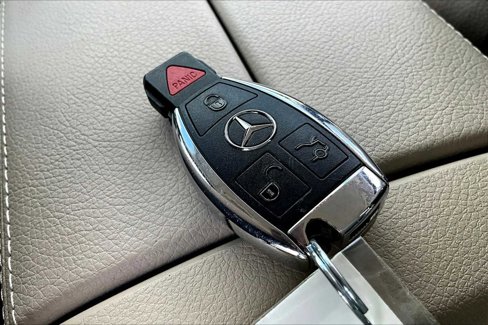 Used 2015 Mercedes-Benz C 300 Sedan image 14