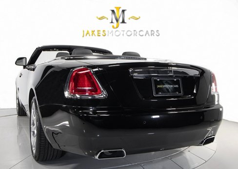 Used 2018 Rolls-Royce Dawn image 8