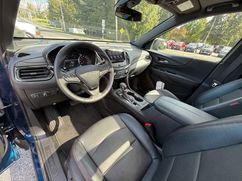 Used 2023 Chevrolet Equinox RS w/ RS Leather Package image 17