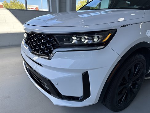 Used 2021 Kia Sorento SX image 4