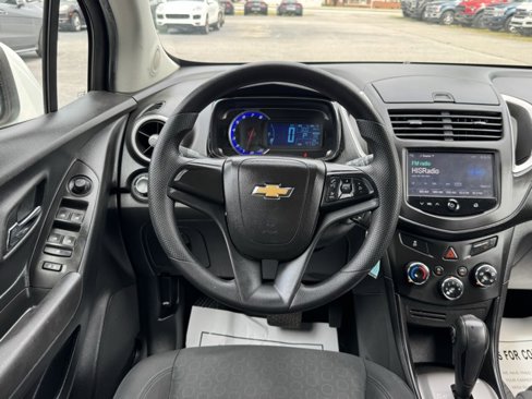 Used 2016 Chevrolet Trax LS image 19