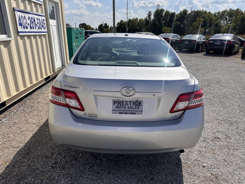 Used 2010 Toyota Camry LE image 5