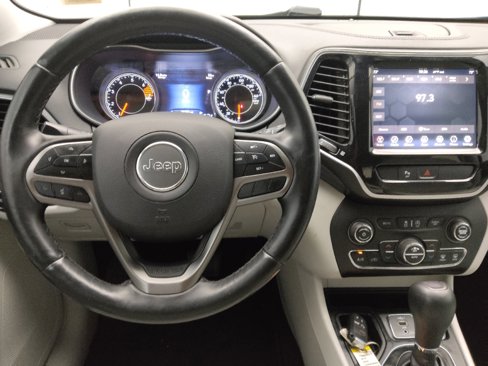 Used 2019 Jeep Cherokee Limited image 22