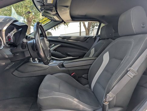 Used 2018 Chevrolet Camaro LT image 10
