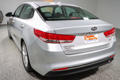 Used 2018 Kia Optima EX image 9