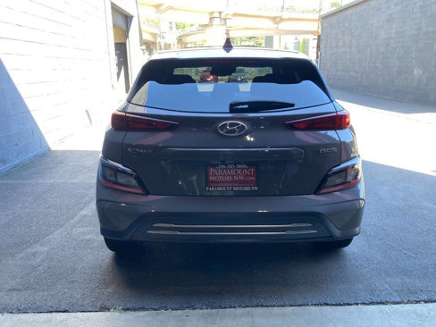 Used 2022 Hyundai Kona SEL w/ Convenience Package image 4