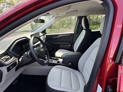 New 2025 Ford Escape Active w/ Tech Pack #1 image 8