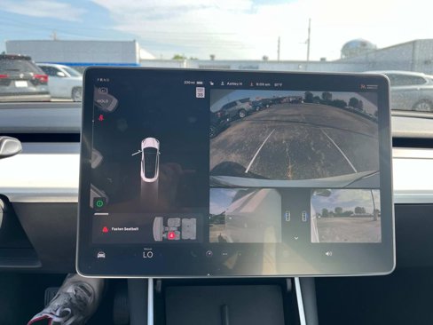 Used 2019 Tesla Model 3 Long Range image 25